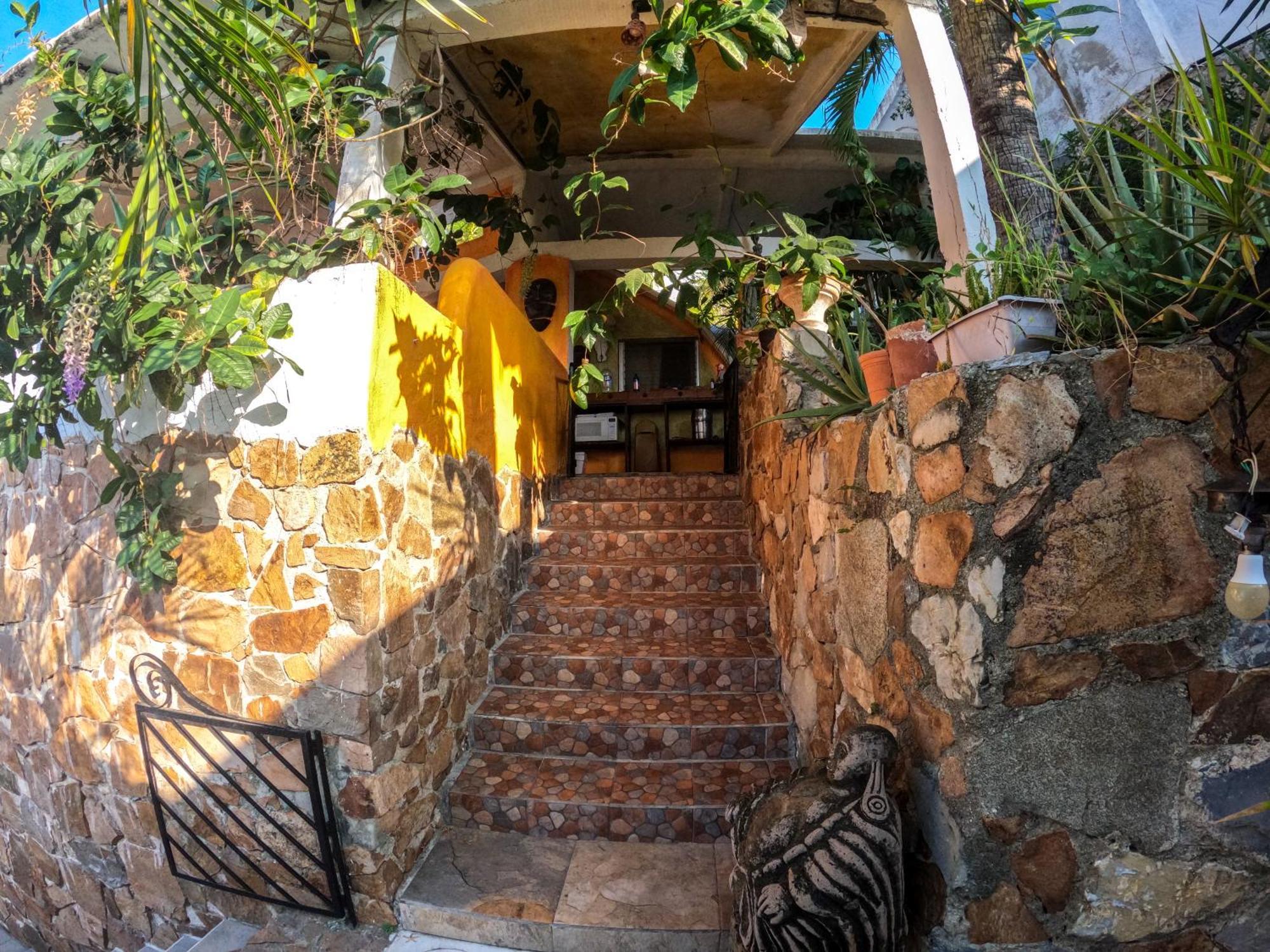 Casa Artista Bed & Breakfast Manzanillo Exterior photo