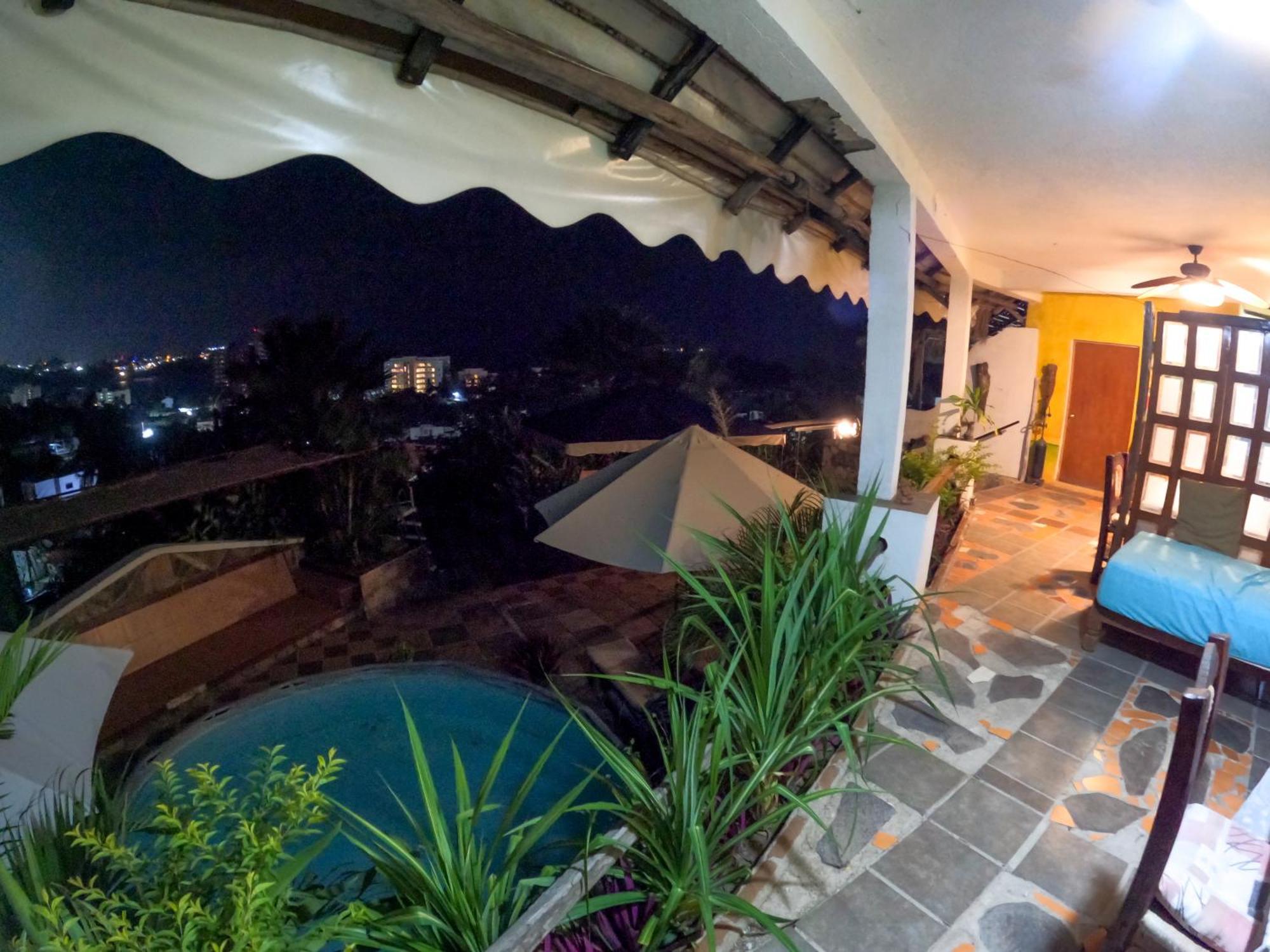 Casa Artista Bed & Breakfast Manzanillo Exterior photo