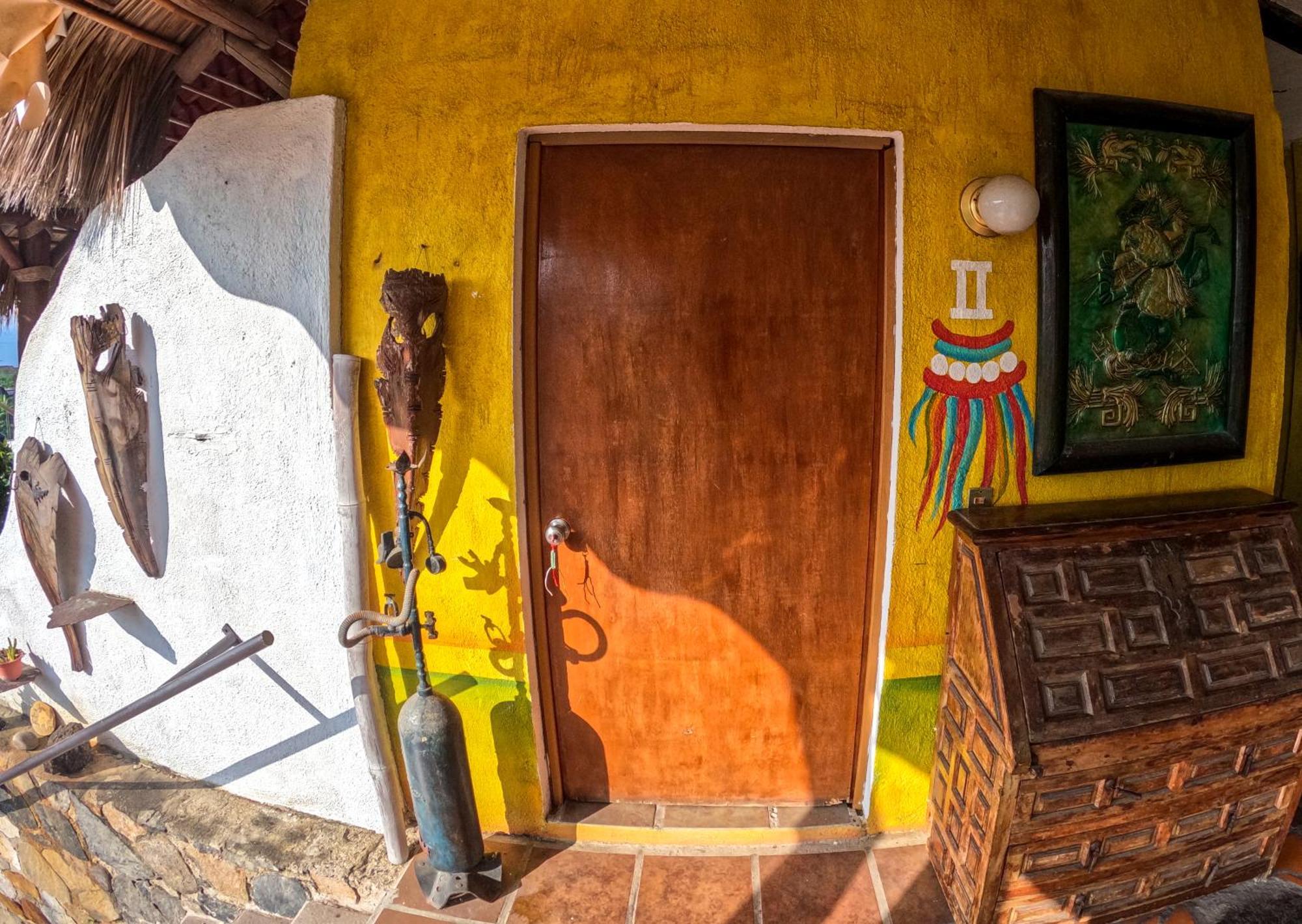 Casa Artista Bed & Breakfast Manzanillo Exterior photo